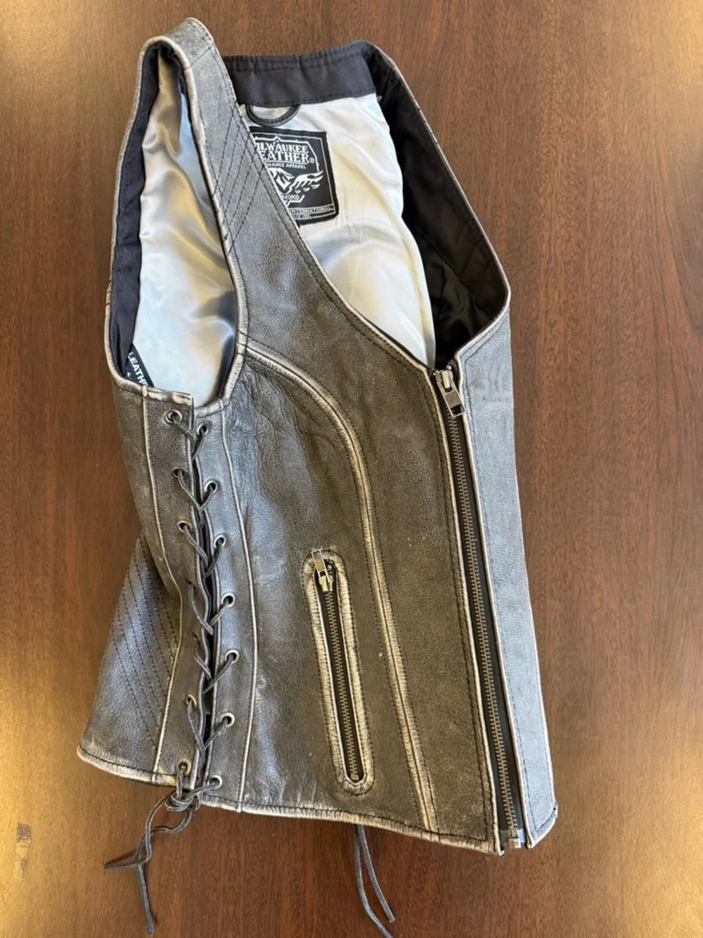 Milwaukee Leather Black Lace-Up Zipper Front Leather Vest/Top - Picture 3 of 9